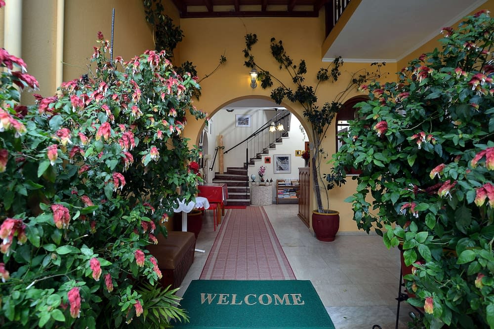 Eleni Apartments 2