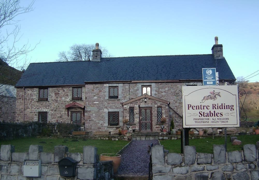 Pentre Riding Stable and Accommodation 1
