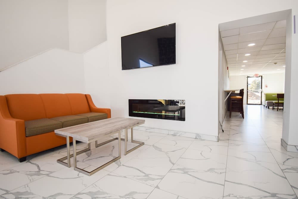 Quality Inn & Suites Sulphur Springs 5