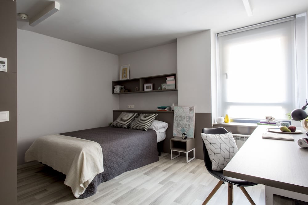 Residencia Universitaria Resa Claudio Coello 5