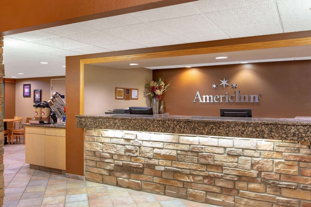 AmericInn by Wyndham Okoboji 4