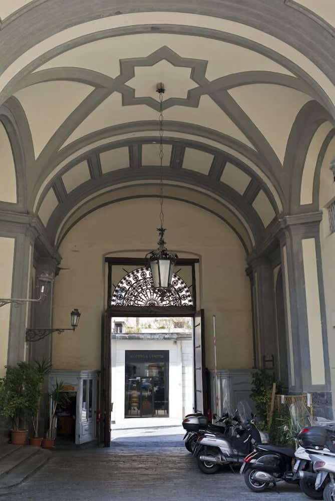 Calabritto Suite 2