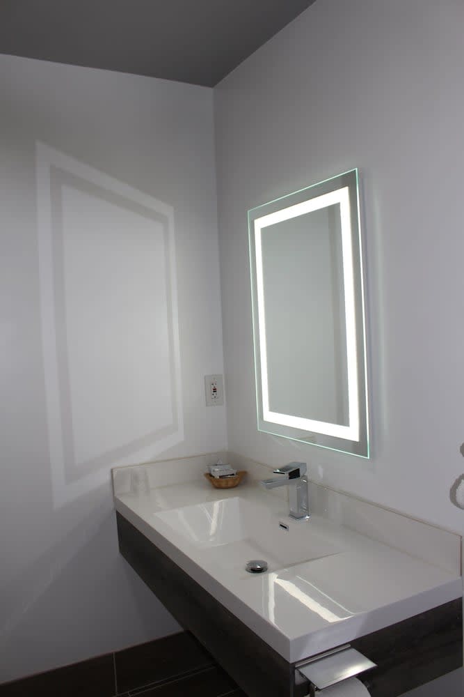 ERTH INN by AGA Los Angeles 3