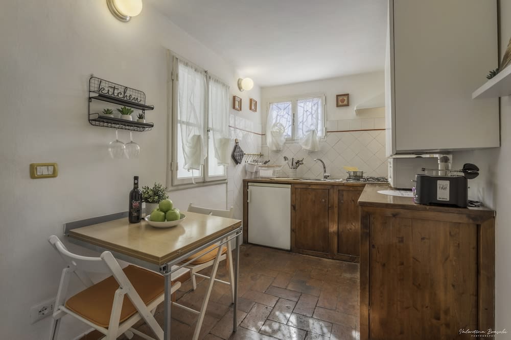 Wine Apartments Florence Prugnolo 1
