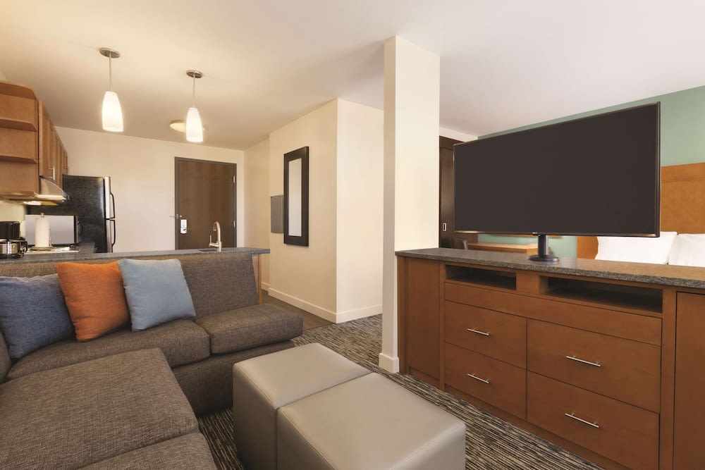 Hyatt House Denver Airport 5