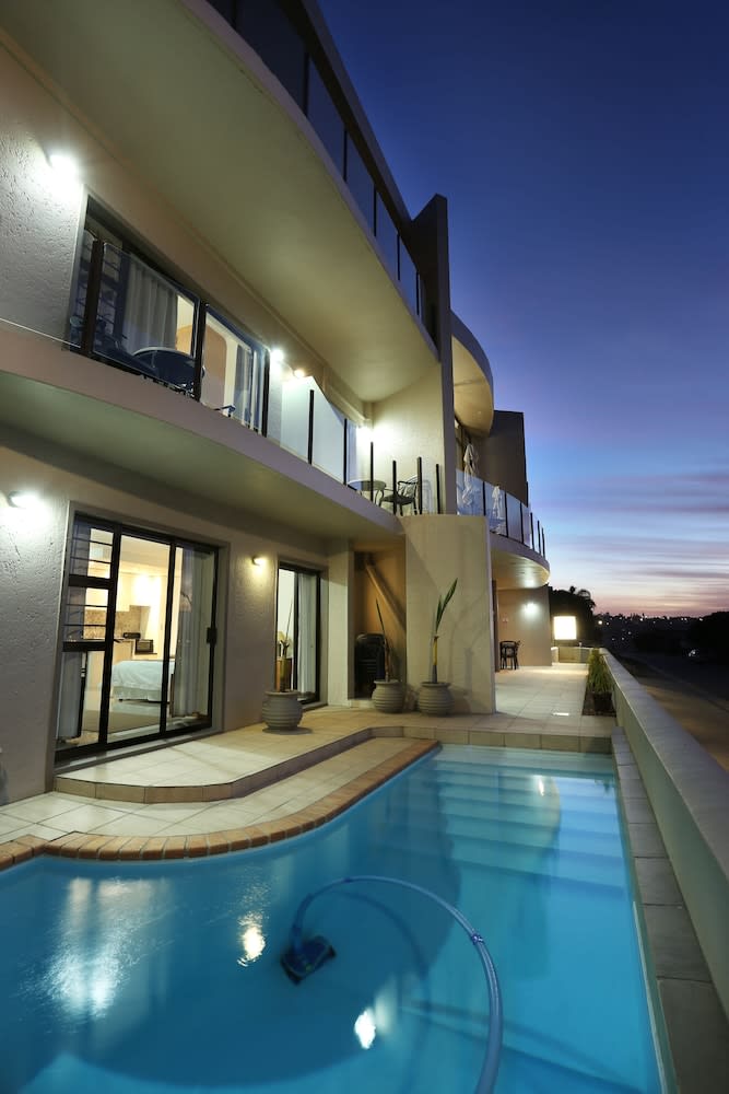 Bar-t-nique Guest House 1