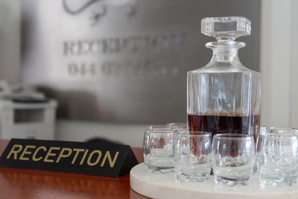 Bar-t-nique Guest House 4