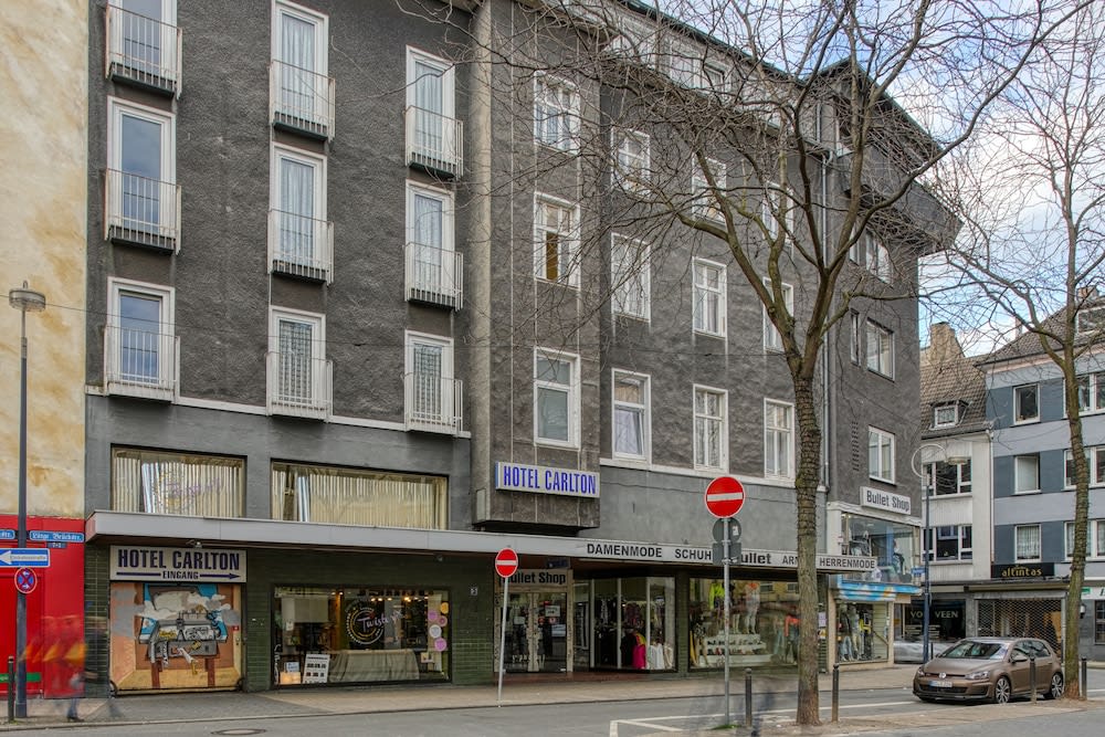 Hotel Carlton 1