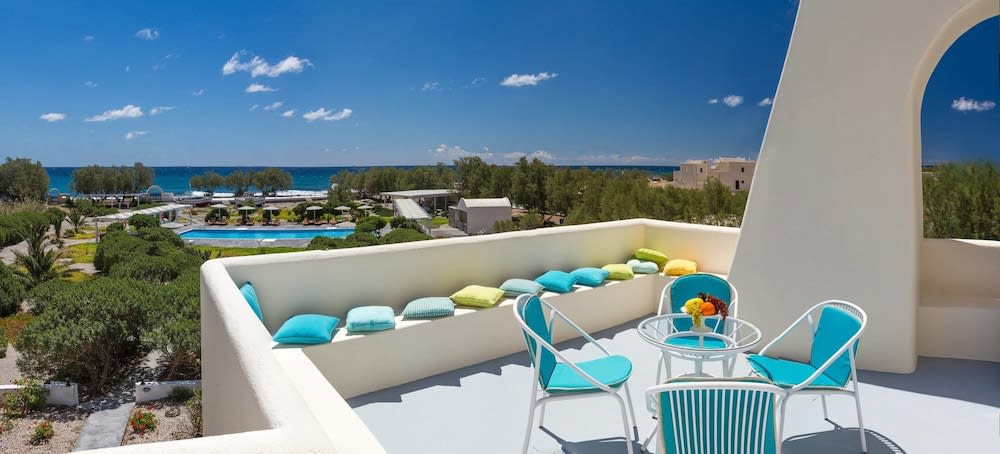 Sea Sound White Katikies 1