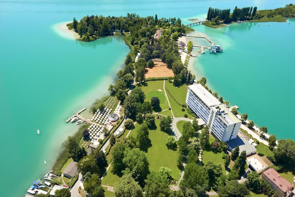 Parkhotel Pörtschach - Das Hotelresort mit Insellage am Wörthersee 1