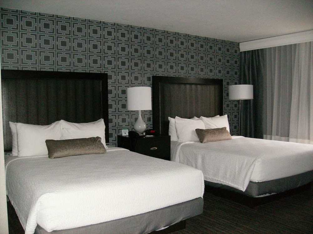 Best Western Plus Bradford Inn 2