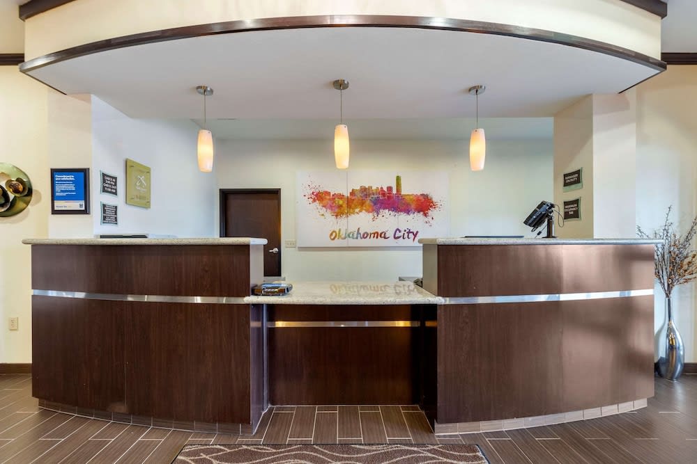 Comfort Inn & Suites Oklahoma City West - I-40 2