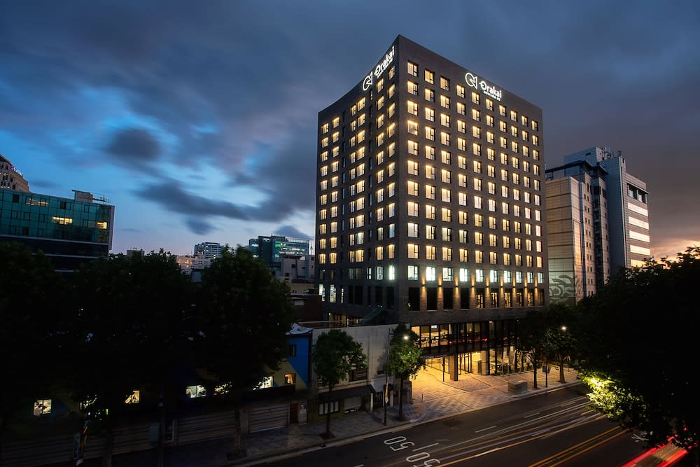 Orakai Daehakro Hotel, BW Signature Collection 1