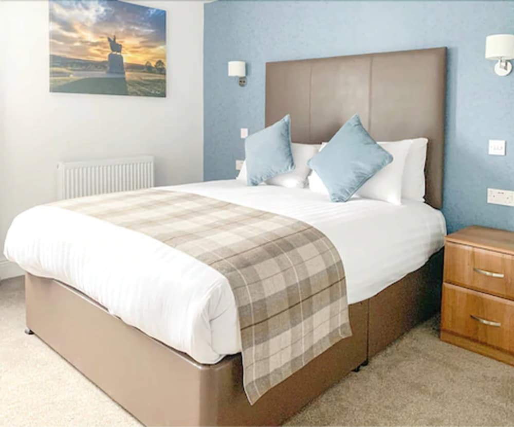 King Robert Hotel 1