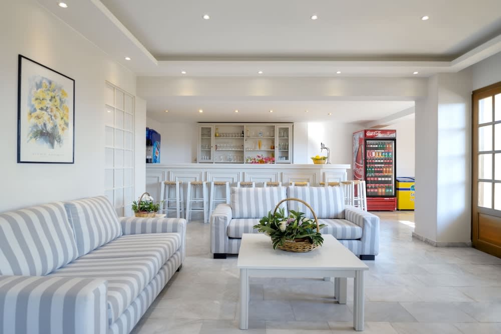 Mare Hotel Apartments 3