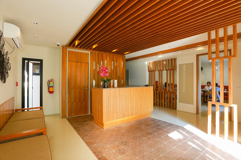 Lanna Thaphae Hotel 2