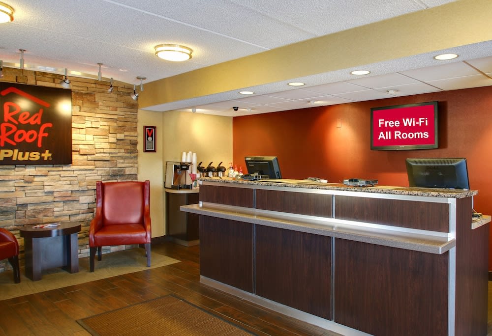 Red Roof Inn PLUS+ Statesville 2