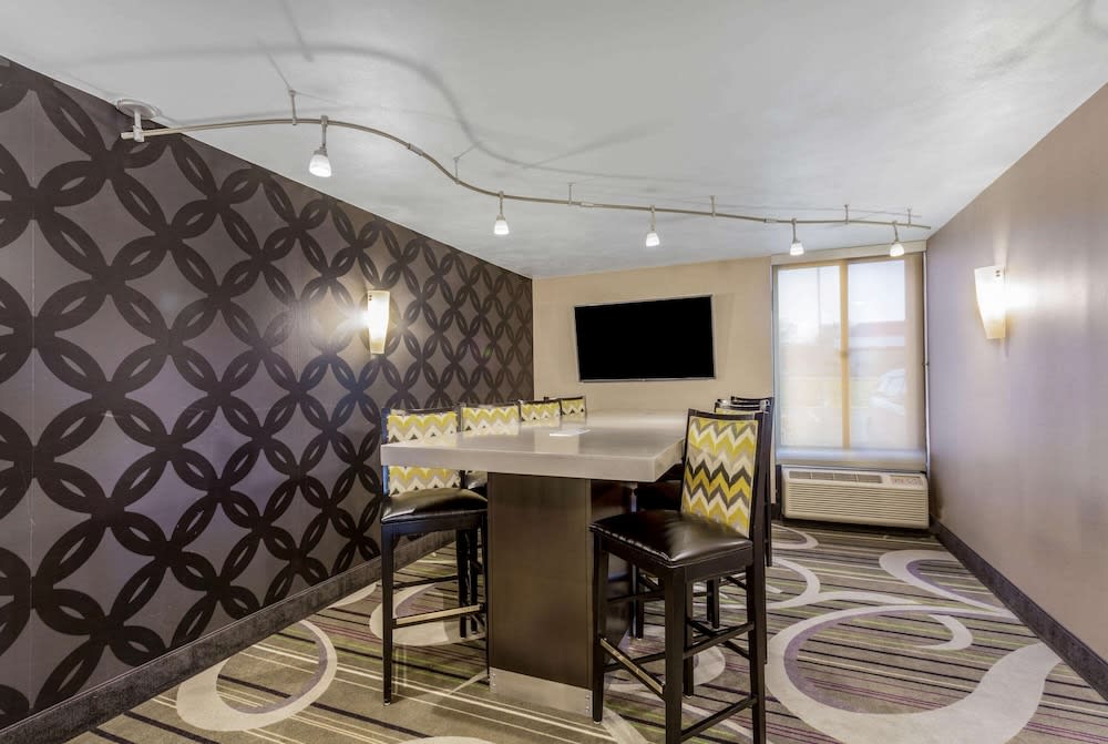 La Quinta Inn by Wyndham Binghamton - Johnson City 3