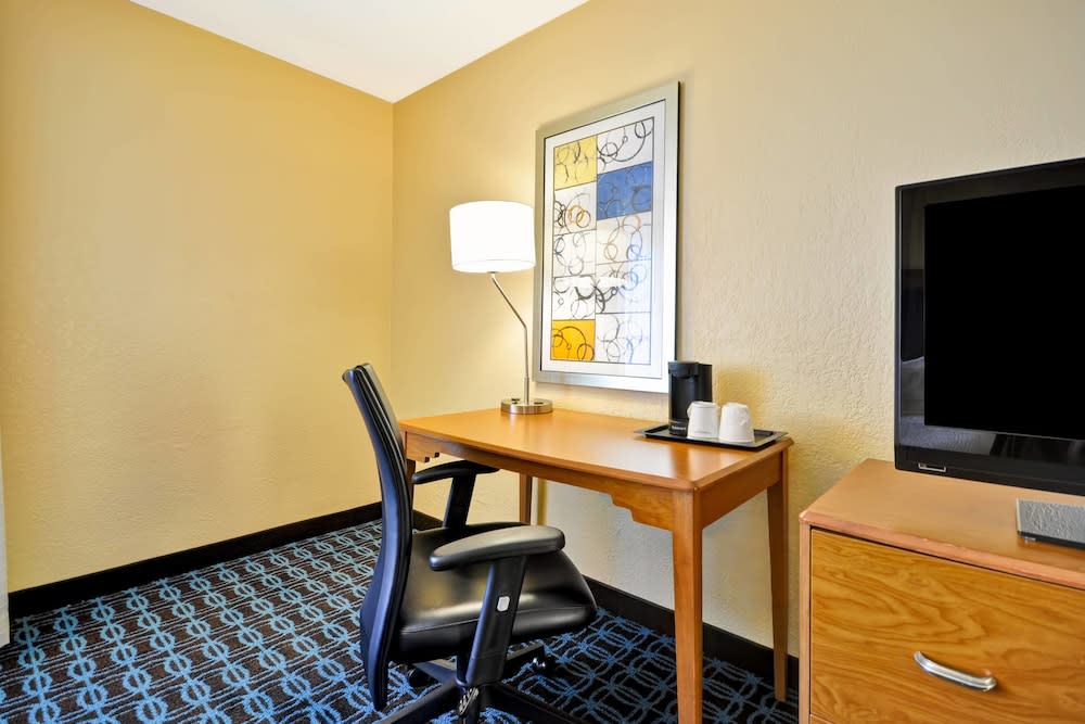 Fairfield Inn & Suites by Marriott Atlanta Vinings/Galleria 4