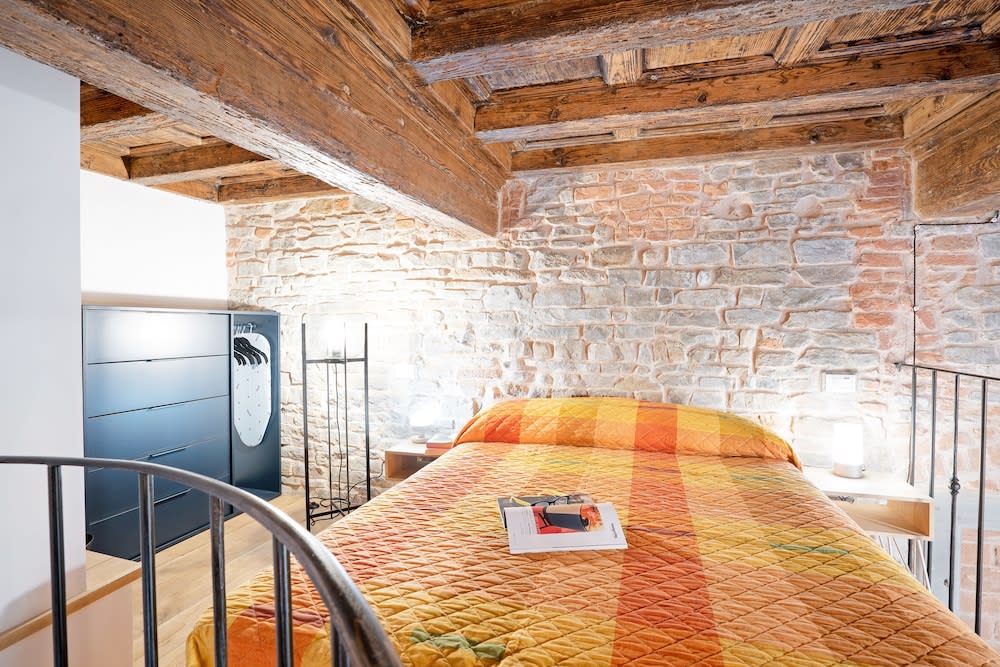 Florence Oltrarno Duplex Apartment 3