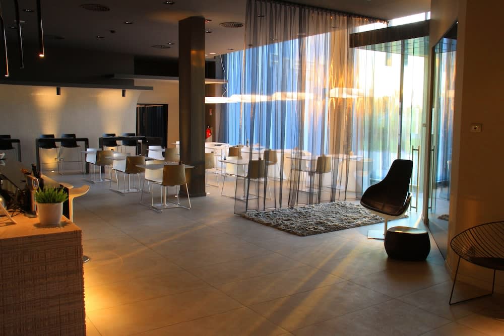 Pineta Eco Hotel - Private Parking 2