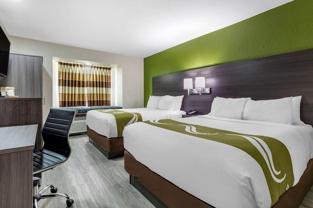 Quality Inn & Suites Longview I-20 1