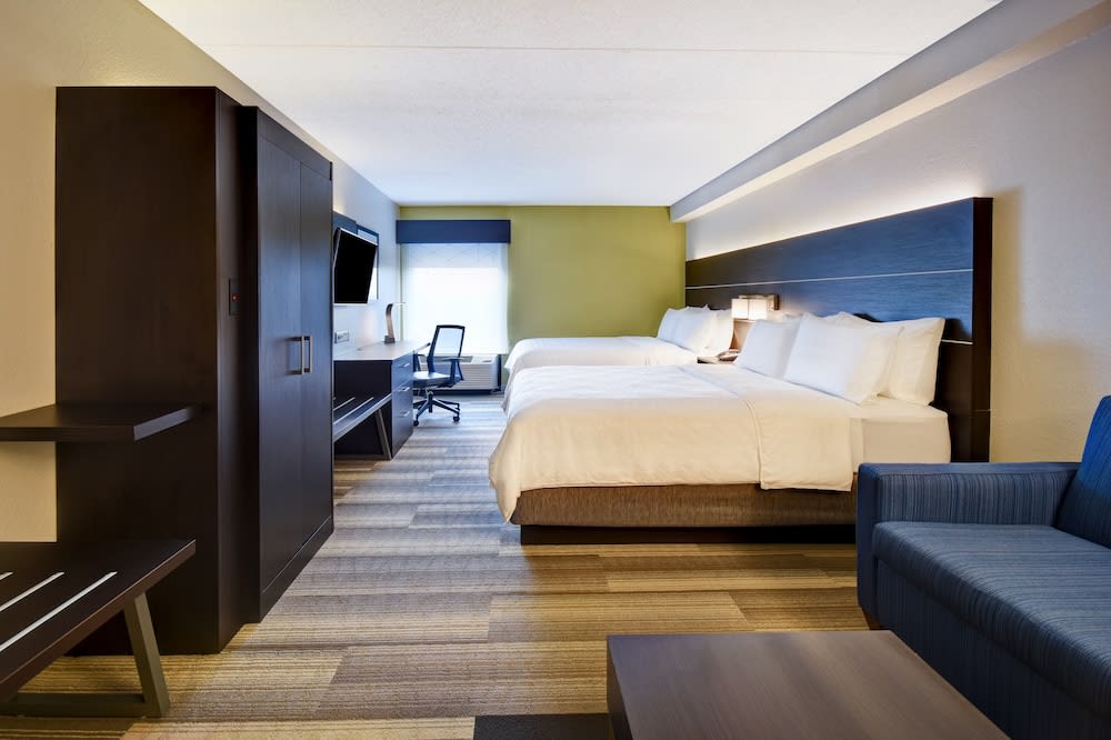 Holiday Inn Express & Suites Allentown-Dorney Park Area by IHG 2