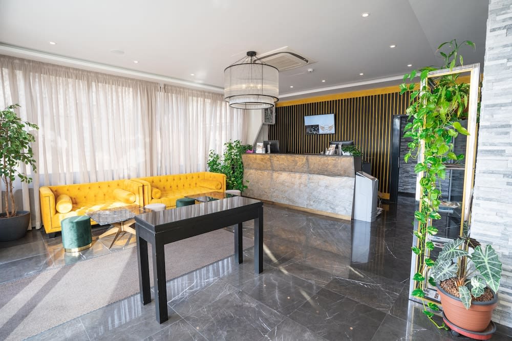 My Home Hotel - Free Parking 2