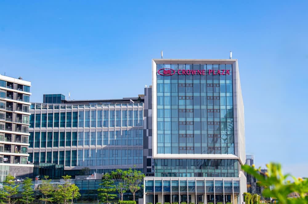 Crowne Plaza Shenzhen World Exhibition and Convention Center by IHG 1