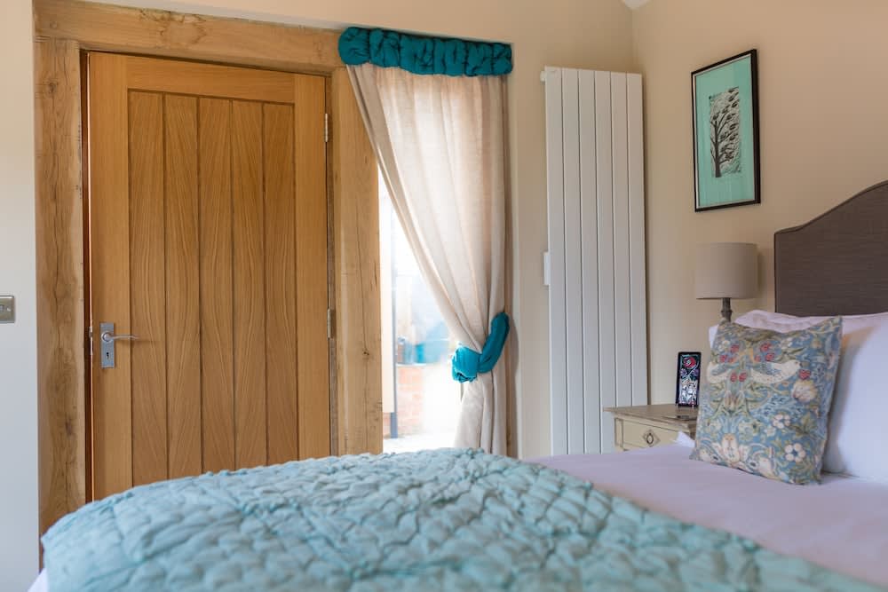 The Room in the Garden 2