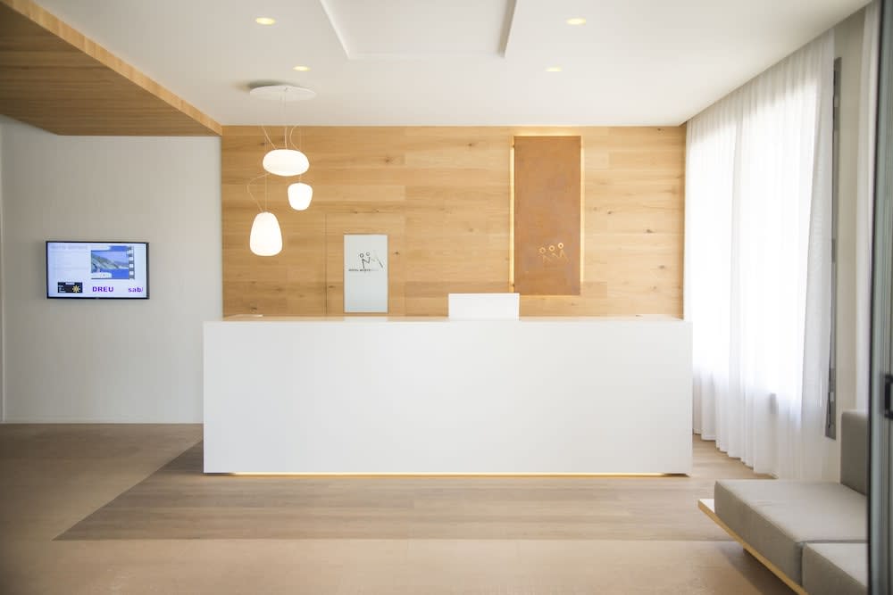 Hotel Monterrey Roses by Pierre & Vacances 4