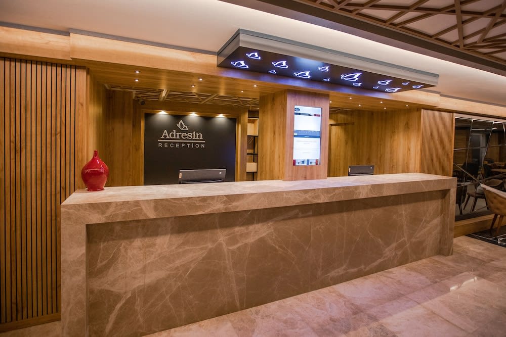 Adresin Hotel 2