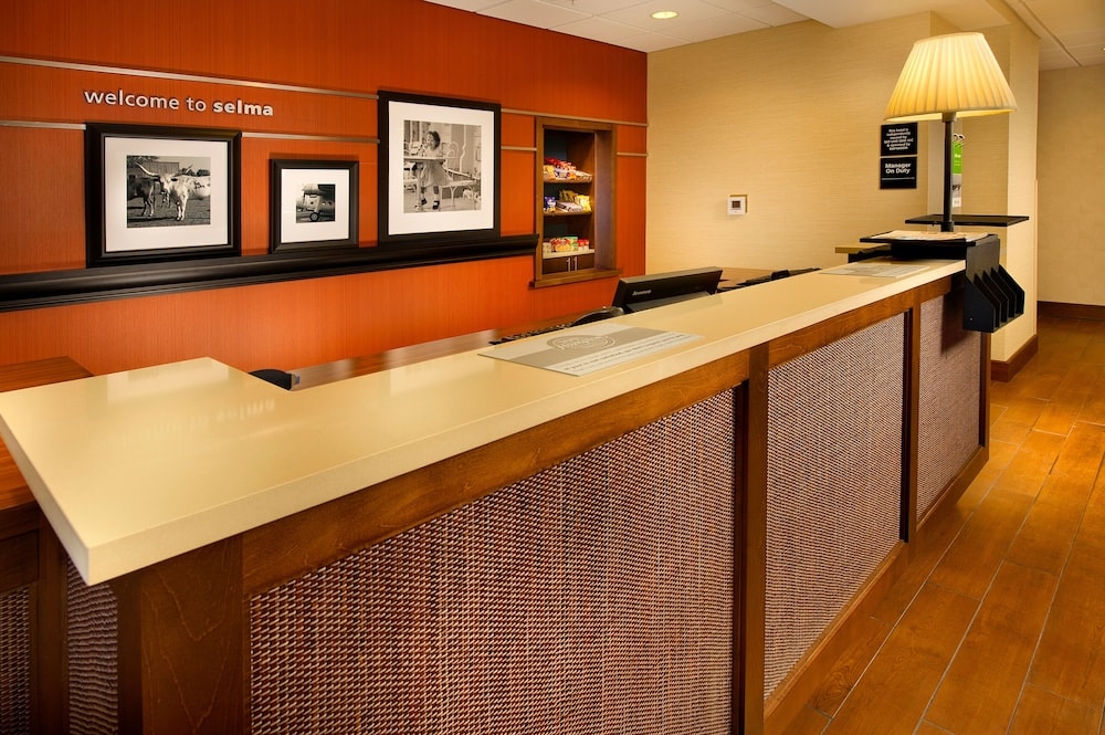 Hampton Inn & Suites Selma-San Antonio/Randolph AFB 2