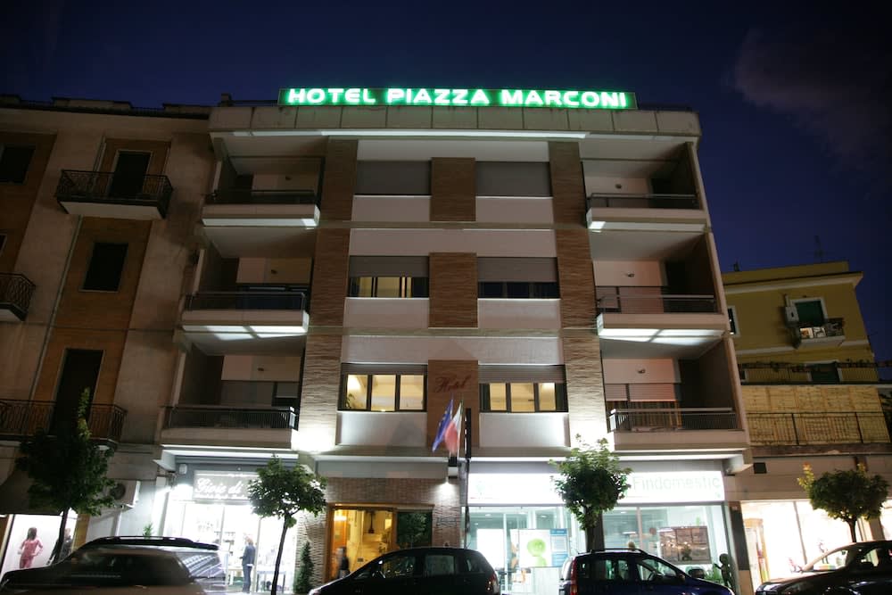 Hotel Piazza Marconi 1