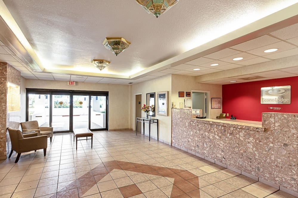 Econo Lodge Vero Beach - Downtown 2