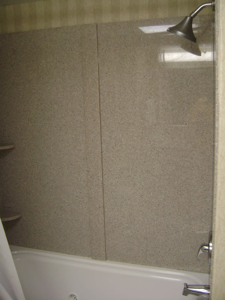 Holiday Inn Express & Suites KINSTON by IHG 2