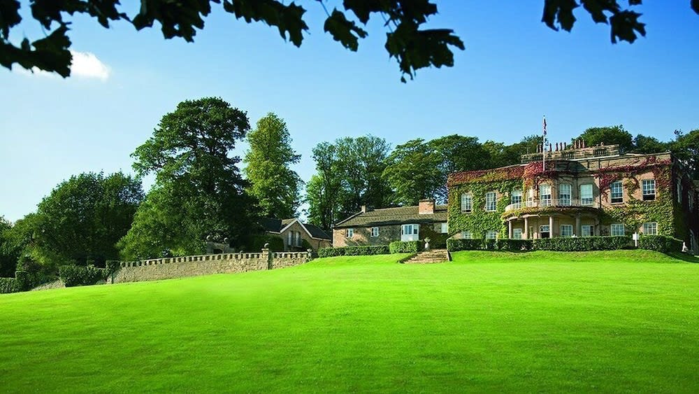 Wood Hall Hotel & Spa 1