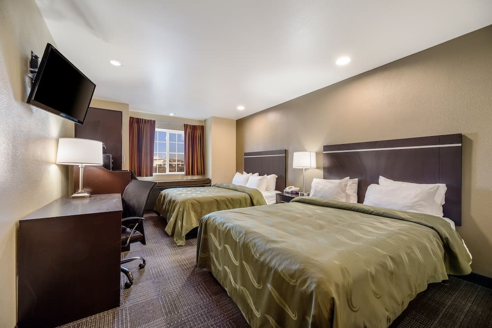 Quality Inn & Suites near NAS Fallon 1