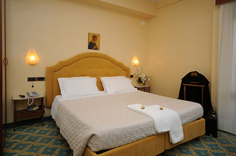 Grand Hotel Excelsior 5