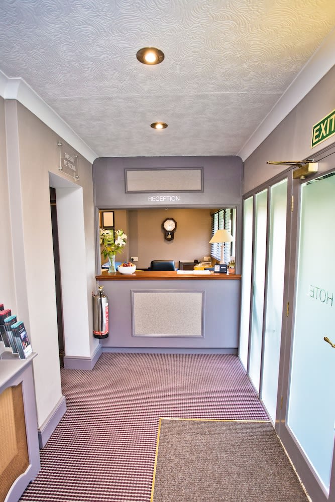 Wards Hotel 2