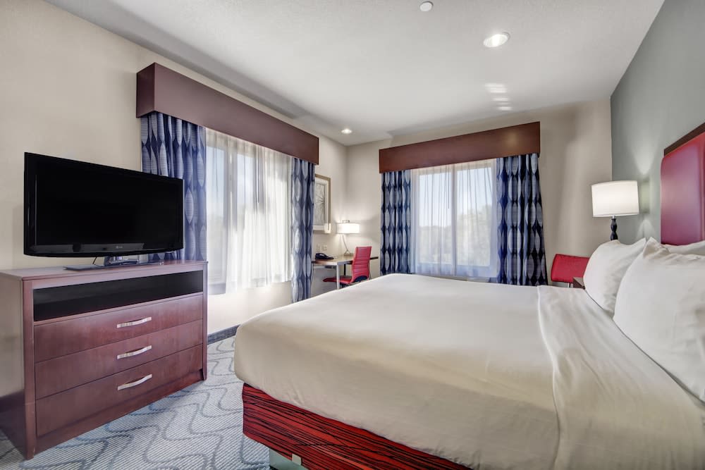 Holiday Inn Express & Suites Oklahoma City North by IHG 5