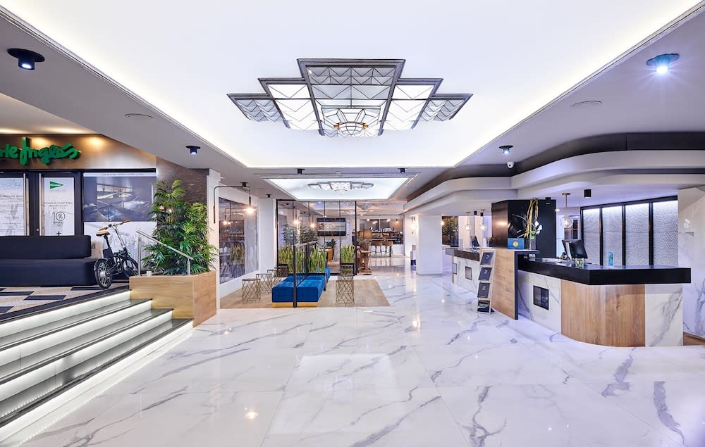 Gran Hotel Luna de Granada 5