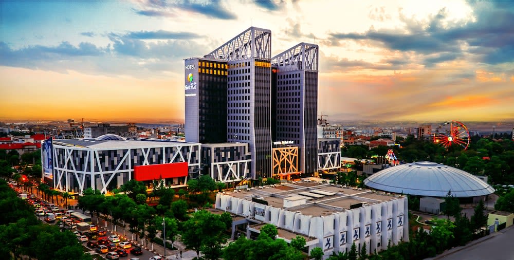 Park Mall Hotel & Conference Center 1