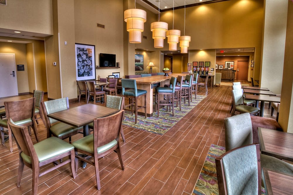 Hampton Inn & Suites Rochester/Henrietta 3