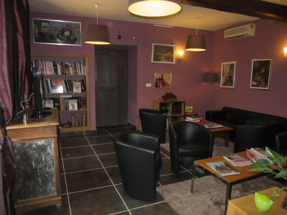 Logis Hôtel Château De Palaja 5