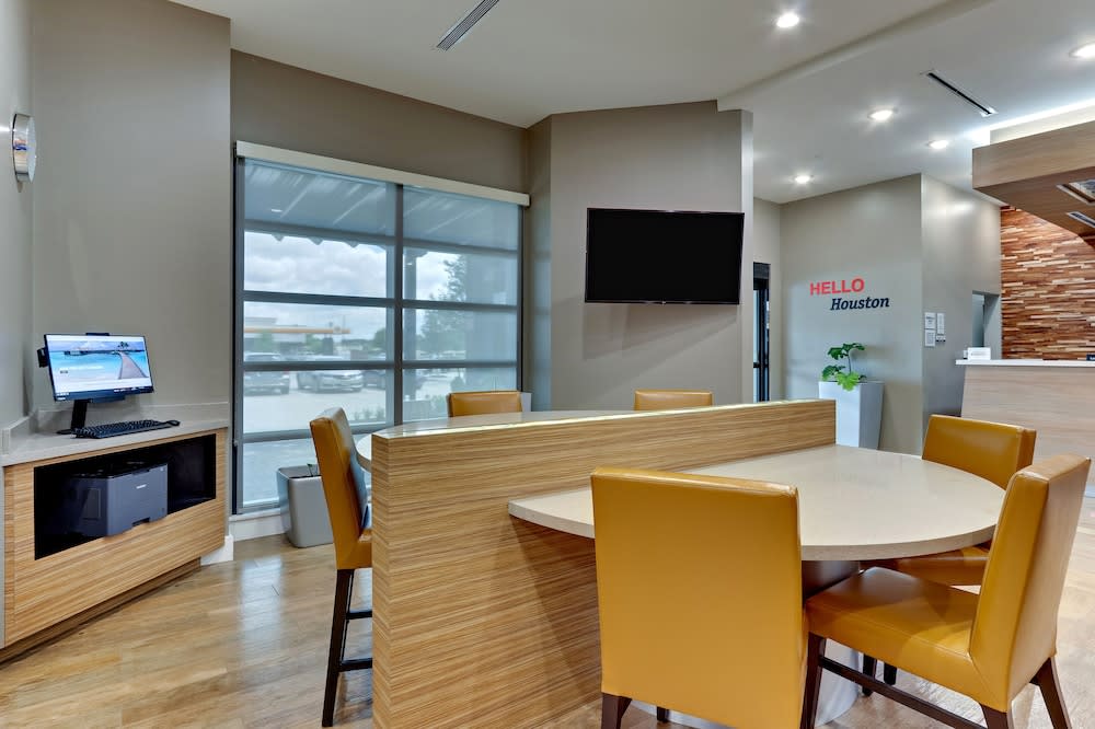 TownePlace Suites by Marriott Houston Northwest Beltway 8 2