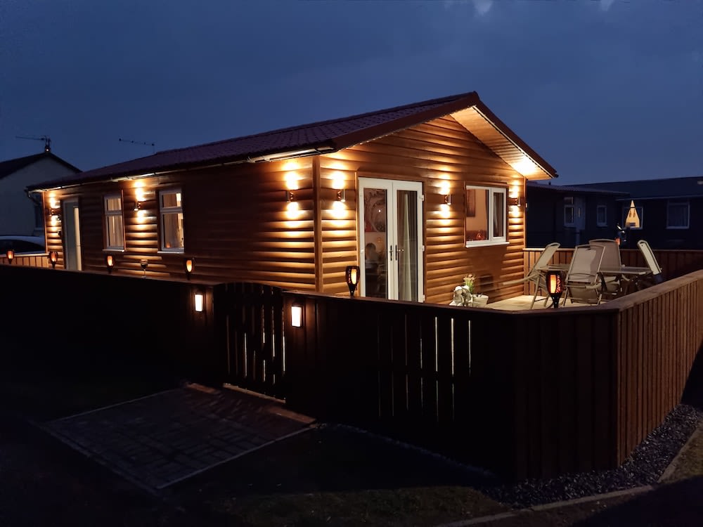 Captivatingly Stunning 2-bed Chalet in Bridlington 1