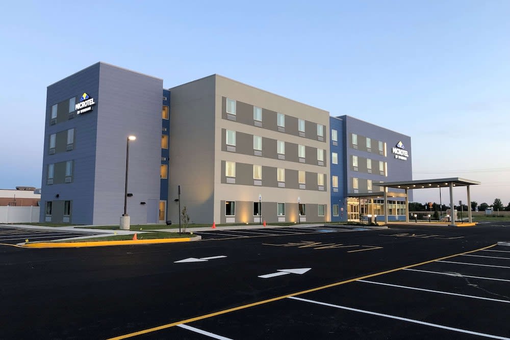 Microtel Inn & Suites by Wyndham Milford 1