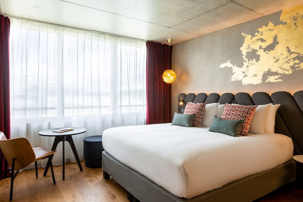 Renaissance Bordeaux Hotel 4