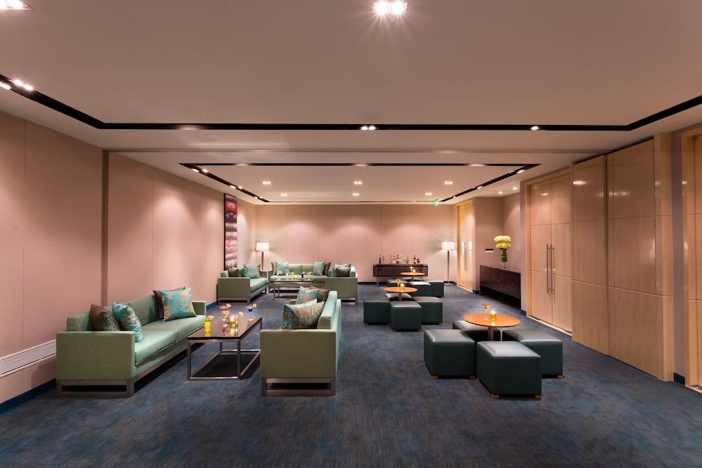 Fairfield by Marriott Bengaluru Rajajinagar 2